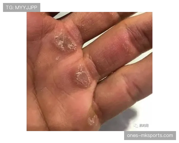 王昶训练完直接啃冰棍，这自律人设是不是有点绷不住了？